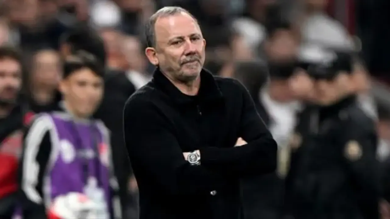 Sergen Yalçın'dan eski Beşiktaşlı futbolculara çok sert sözler! 'Kalleşler'