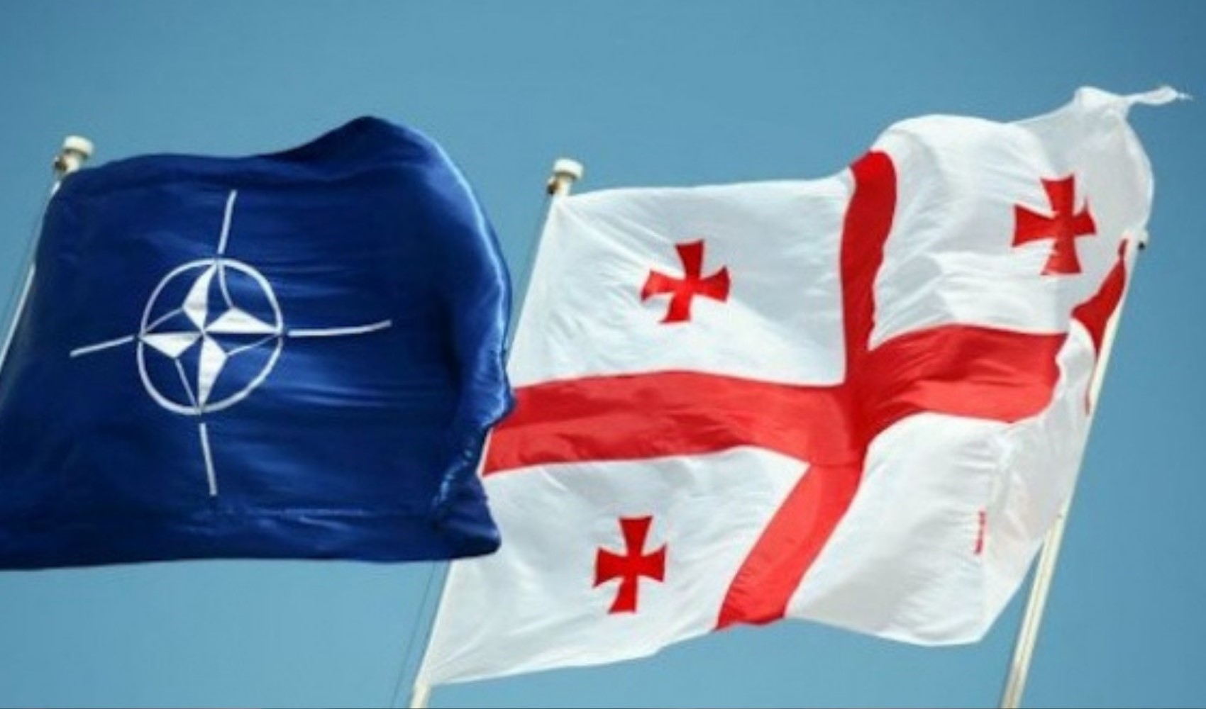 NATO Zirvesi’ne davet edilmeyen ülkede ortalık karıştı