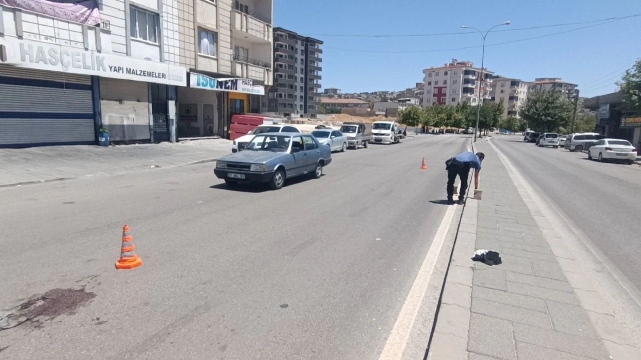Boşanma aşamasındaki eşine 6 el ateş etti! Cani koca her yerde aranıyor