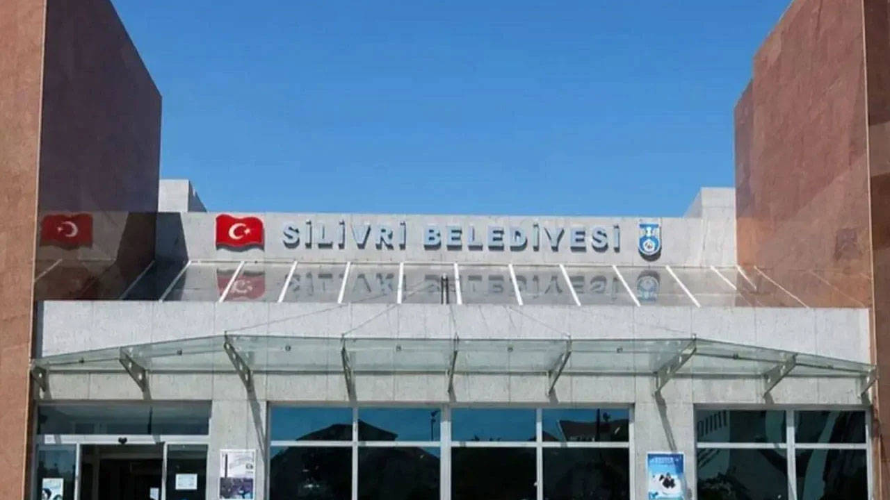 Silivri Belediyesi operasyonu: Belediye Başkanı Bora Balcıoğlu'nun da aralarında olduğu 10 kişi tutuklandı