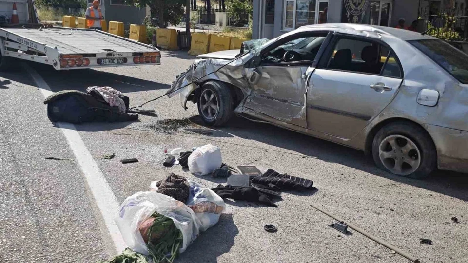 Amasya’da otomobil takla attı: 7 yaşındaki çocuk hayatını kaybetti