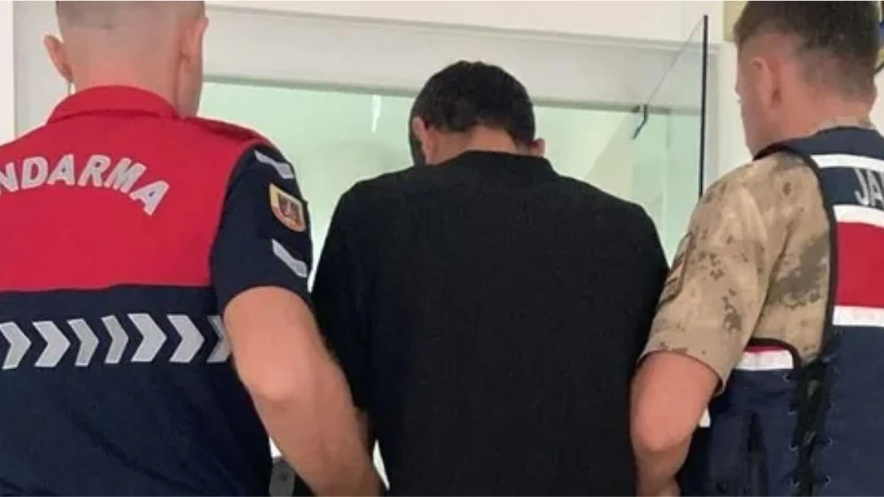 Bilecik’te dolandırıcılık suçundan aranan şahıs jandarmadan kaçamadı