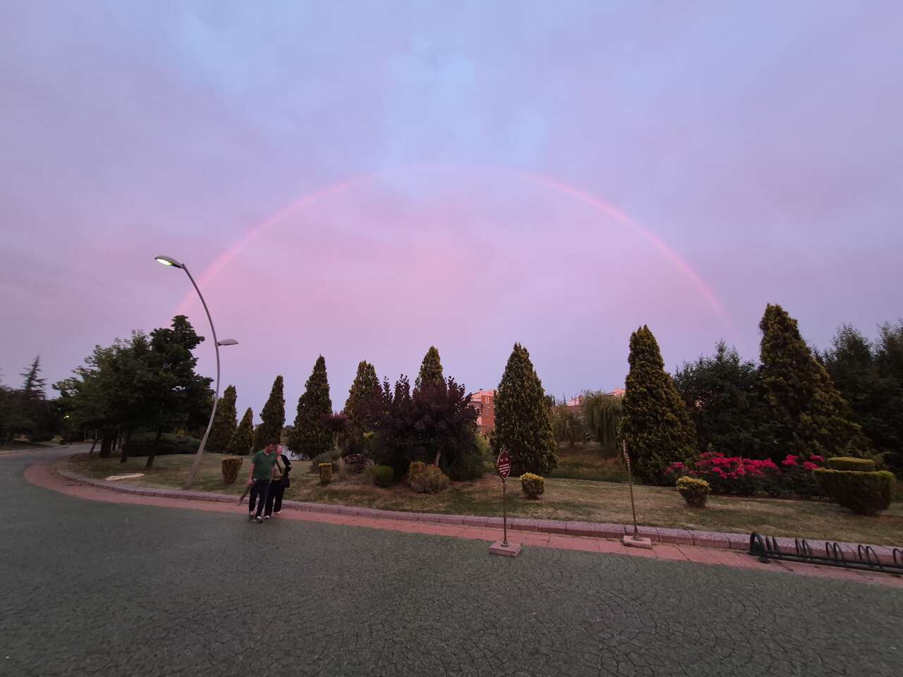 Eskişehir'de gün batımında çifte gökkuşağı sürprizi