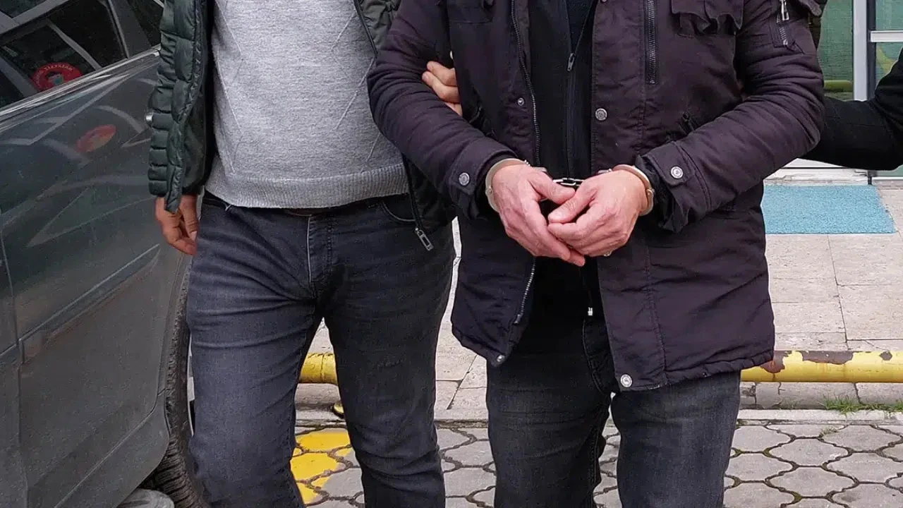 Şanlıurfa'da 20 yıl 4 ay 15 gün hapis cezası bulunan hükümlü yakalandı