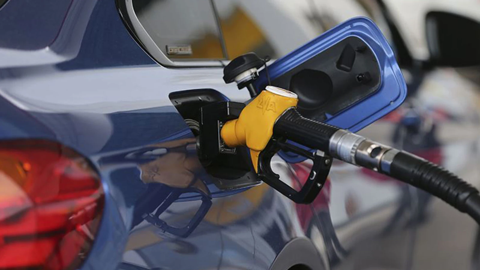 Motorine üçüncü zam! İşte haftasonu gelirken son fiyatlar
