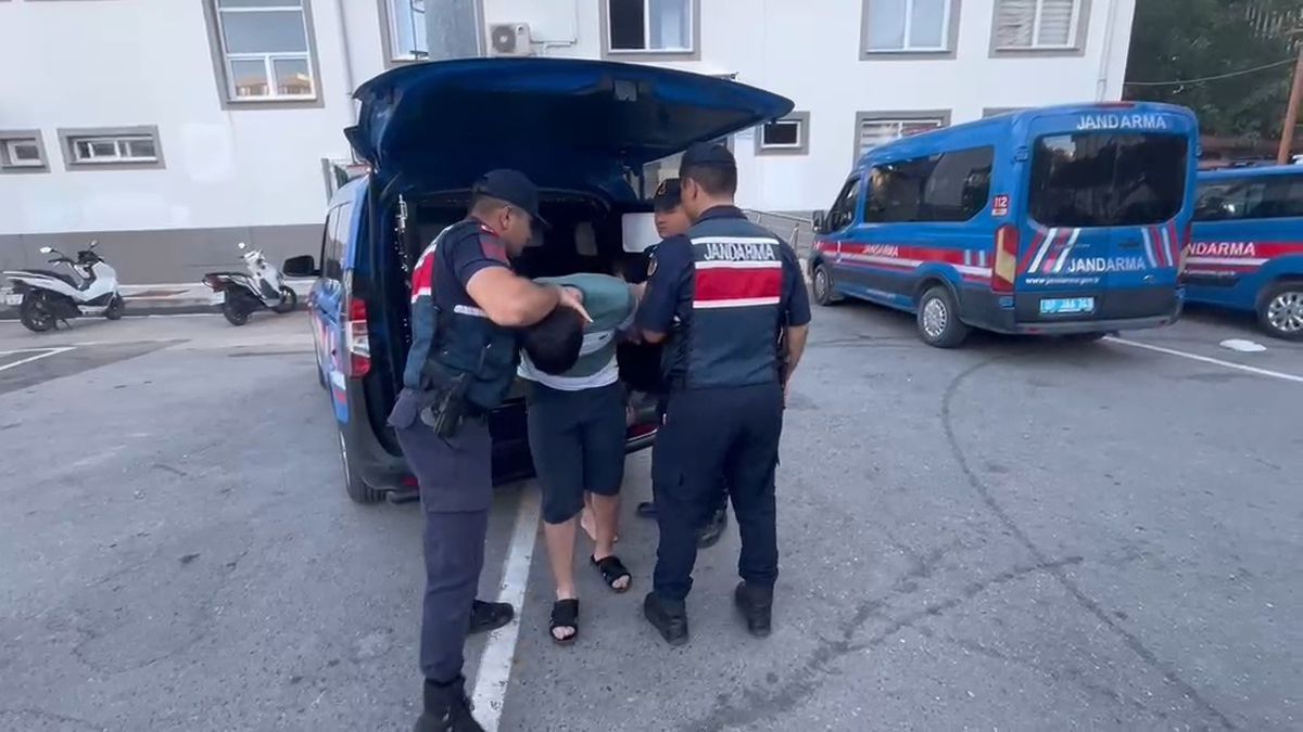 Sanal medyada terör örgütü propagandasına 2 gözaltı