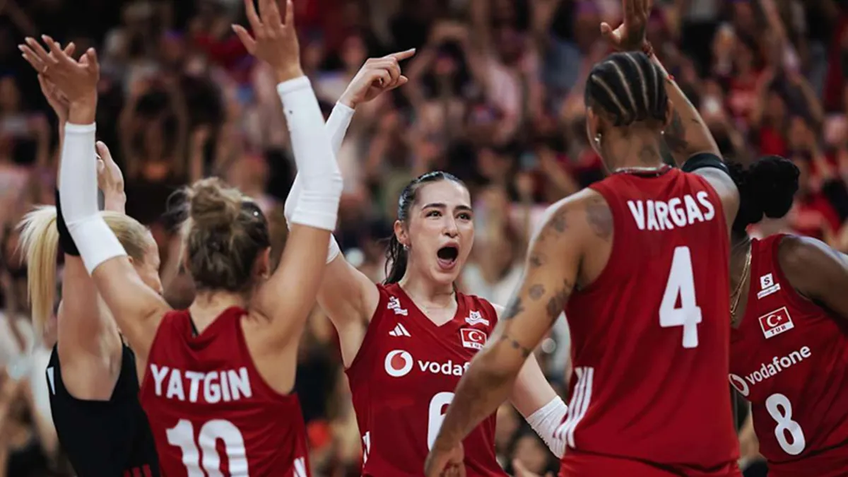 A Milli Kadın Voleybol Takımı'nın FIVB Voleybol Milletler Ligi 3. hafta kadrosu açıklandı!