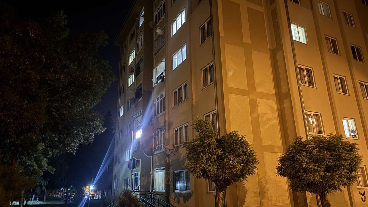 Kayseri'de pencereden düşen 3 yaşındaki çocuk ağır yaralandı
