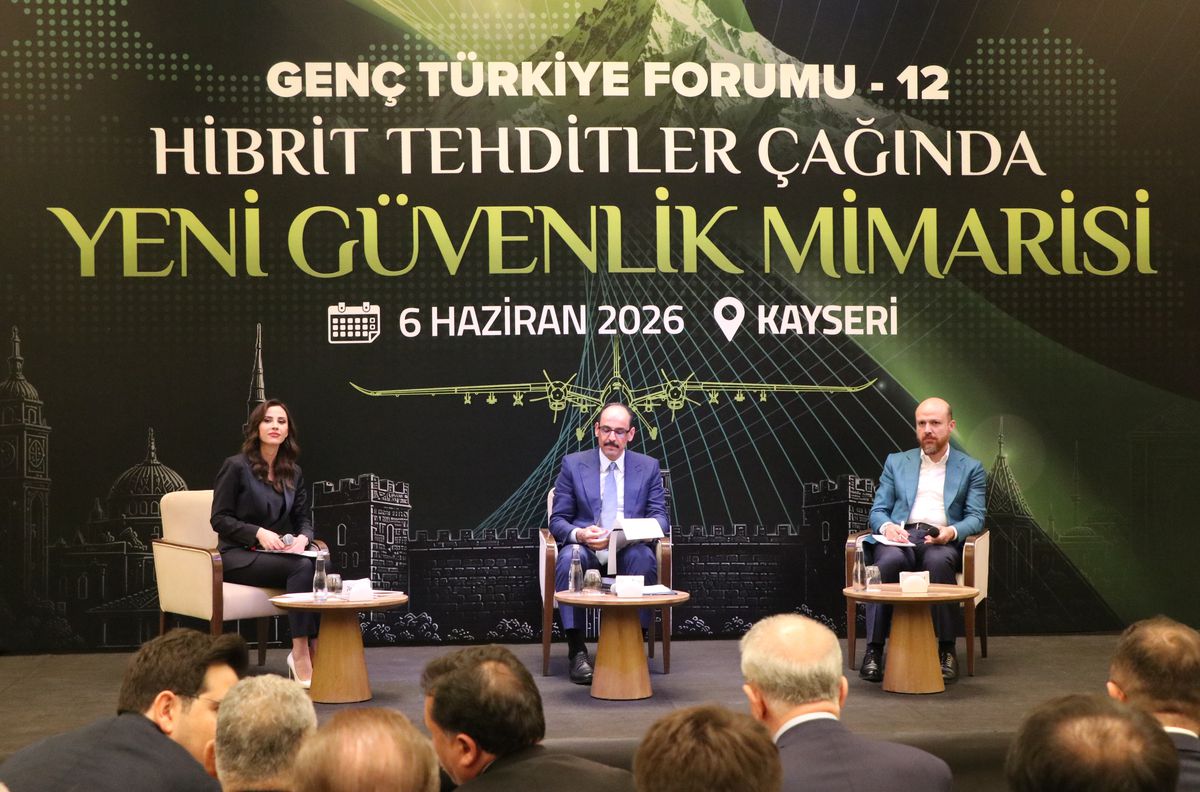 İbrahim Kalın ve Bilal Erdoğan, 12'nci Genç Türkiye Forumu'na katıldı