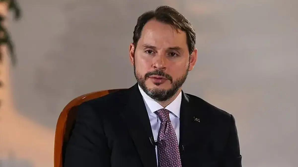 Berat Albayrak 15 Temmuz gecesi yaşananları anlattı: Uçağımızdaki pilotlardan biri FETÖ'cüydü