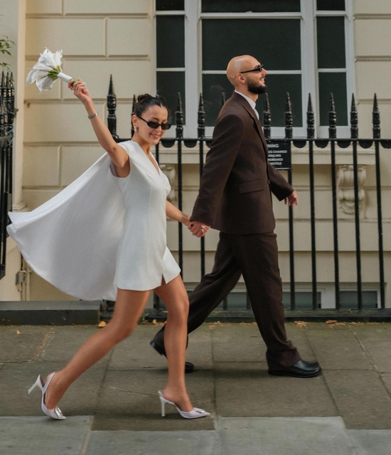 Ahmet Kutucu ile Asena Atalar Londra'da evlendi