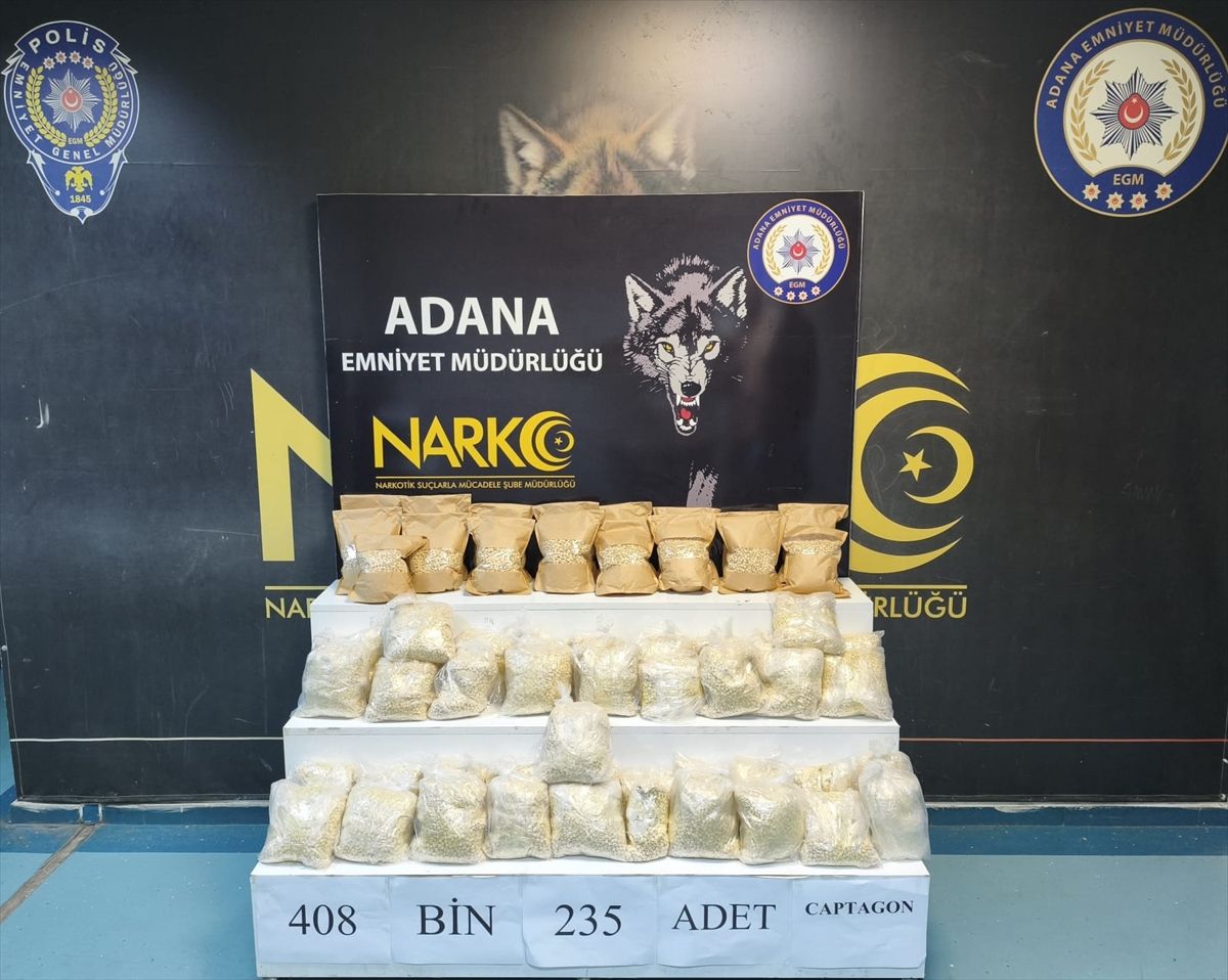 Adana'da tırda 408 bin 235 uyuşturucu hap ele geçirildi