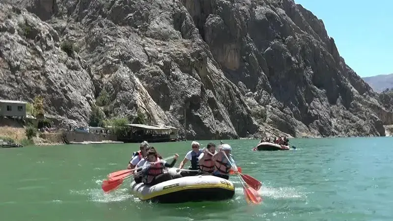 Karanlık Kanyon'da doğa sporları şenliği başladı