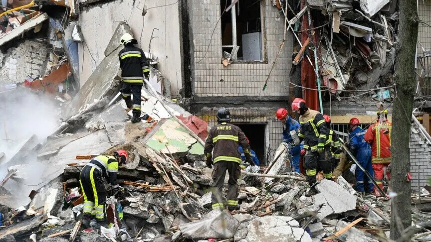 Ukrayna: Rusya'nın Kiev'e düzenlediği hava saldırısında ölü sayısı 13'e yükseldi