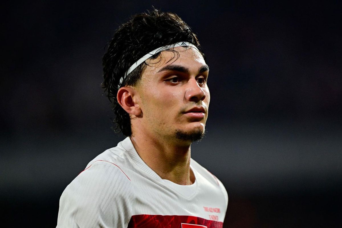 Can Uzun'dan Galatasaraylıları yakından ilgilendiren açıklama