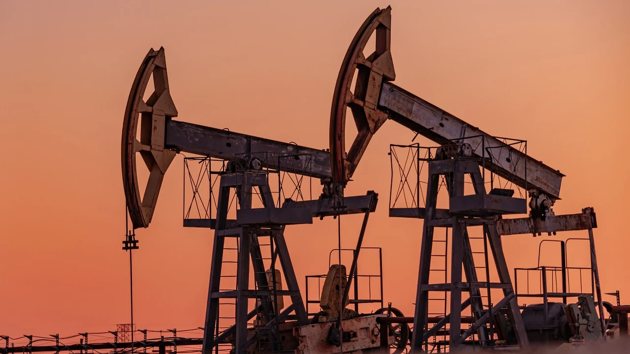 Petrol fiyatlarında sert düşüş: Haftalık bazda yüzde 8 geriledi