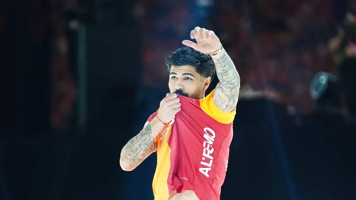 Galatasaray'ın yıldızı Eren Elmalı'ya teklif var!