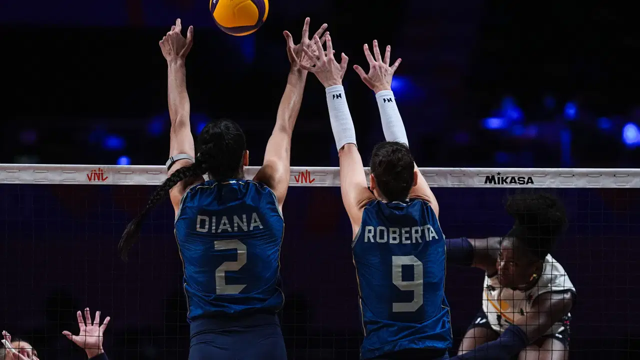 FIVB Milletler Ligi'nde ilk finalist belli oldu