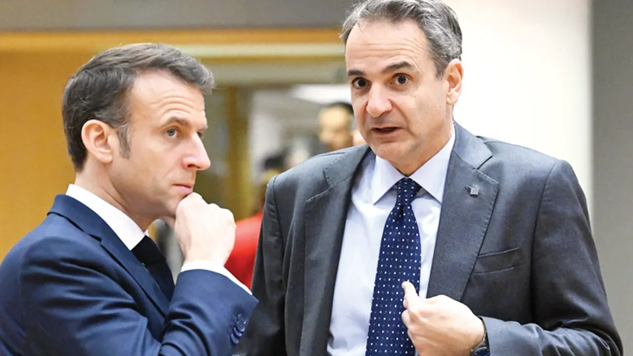 Yunan basını Macron’a ateş püskürdü! "Türklere füzeleri verip, bizi arkamızdan vurdun"