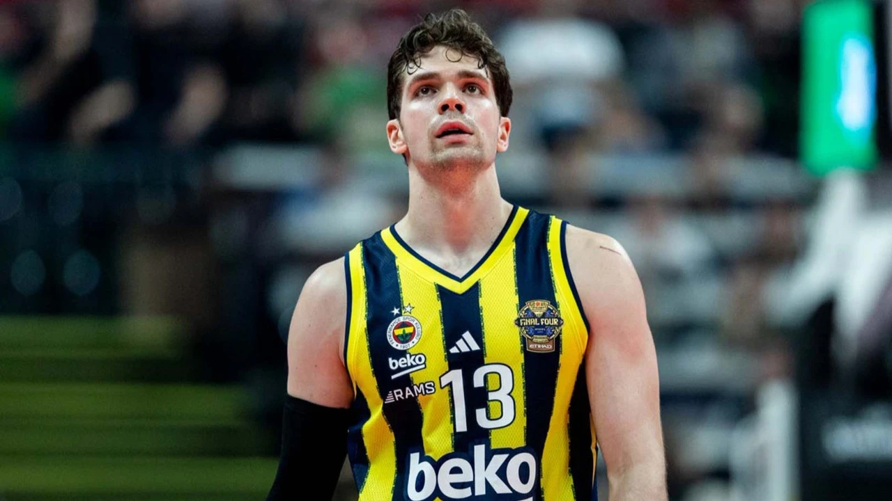 Tarık Biberovic’in yeri doldu! Fenerbahçe yeni transferini resmen duyurdu