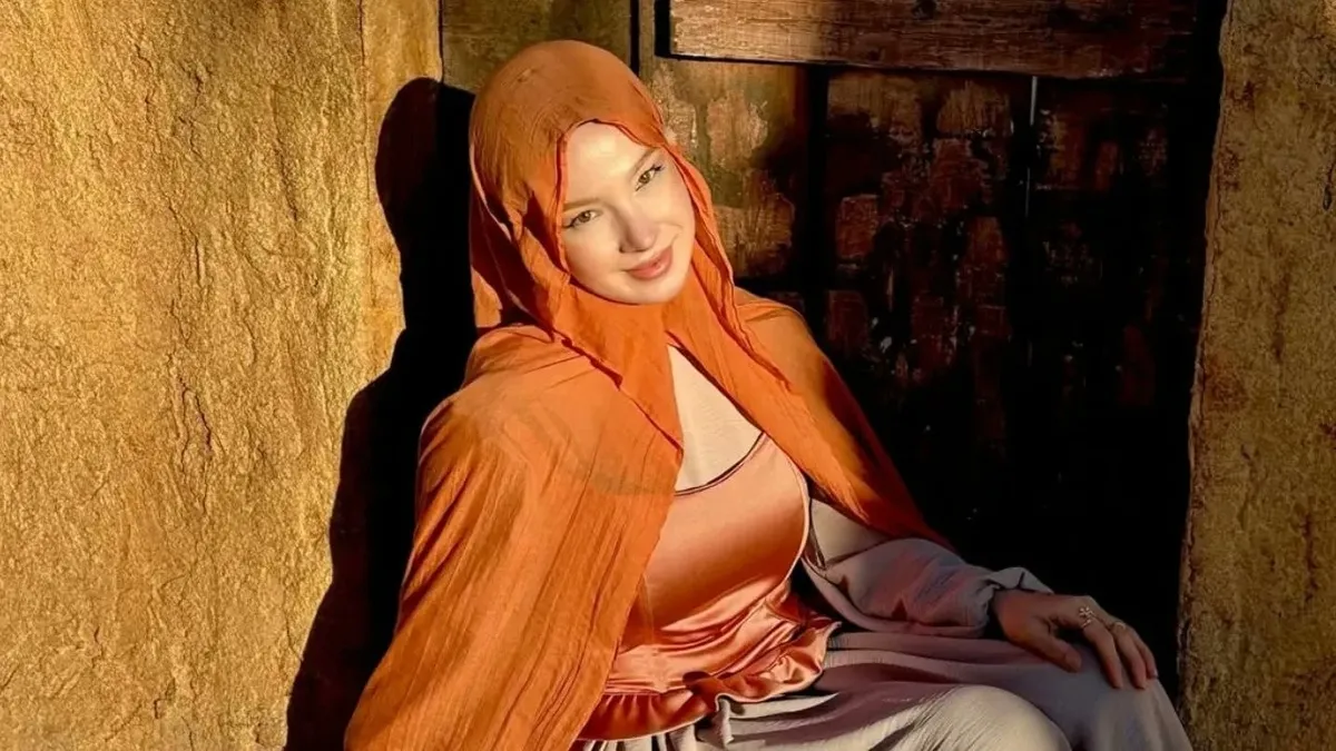 Fatma Soydaş'ın Zebani Efe kurgusu patladı: 'İstersem ayağımı da atarım' diyen sözde fenomenin maskesi...