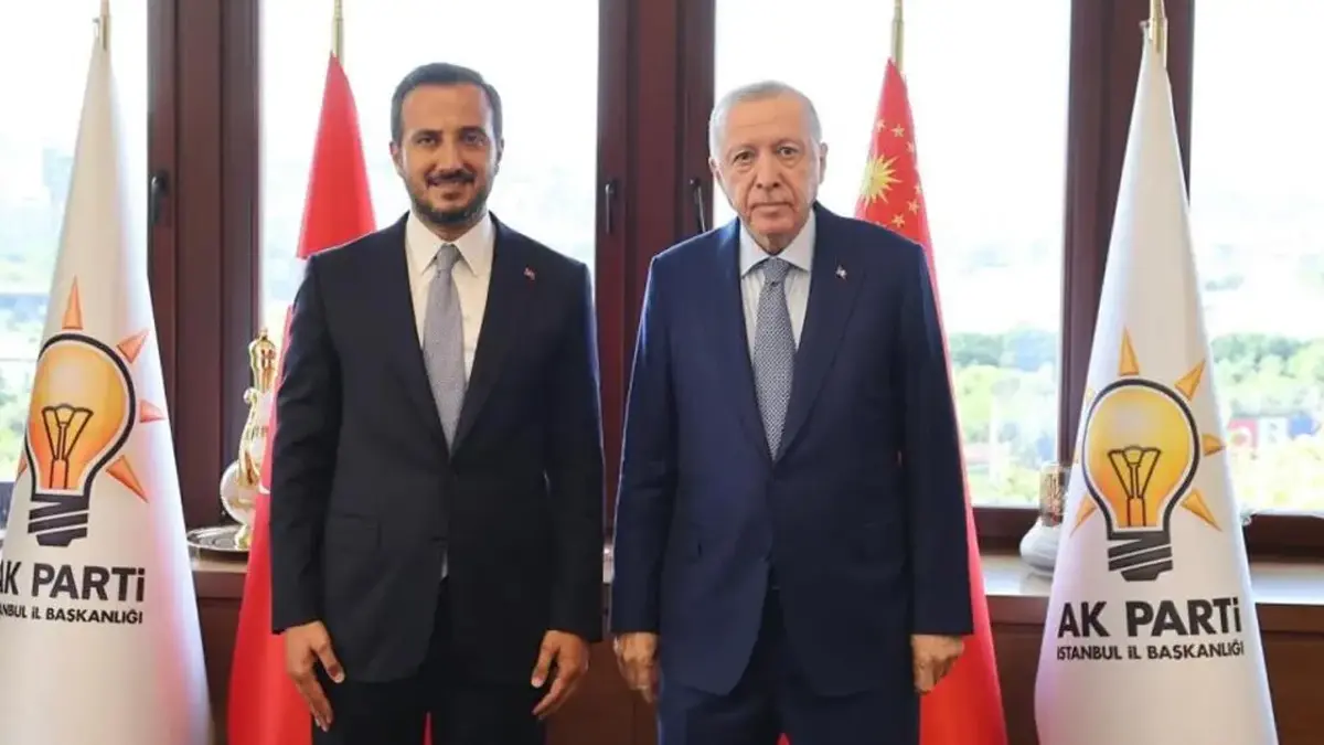 Cumhurbaşkanı Erdoğan'dan AK Parti İstanbul İl Başkanlığı'na ziyaret