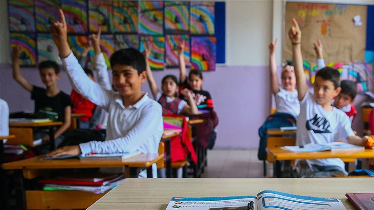 Fiyatlar 55 bin ile 195 bin TL arasında: Yaz okulları veliler için lüks mü oldu?