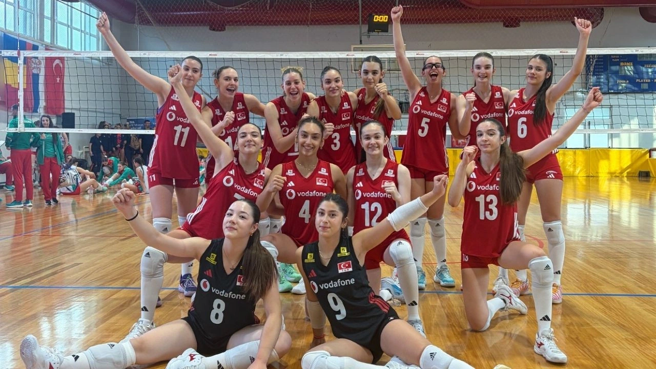 Ne muhteşemsiniz kızlar: Galibiyetle başladık
