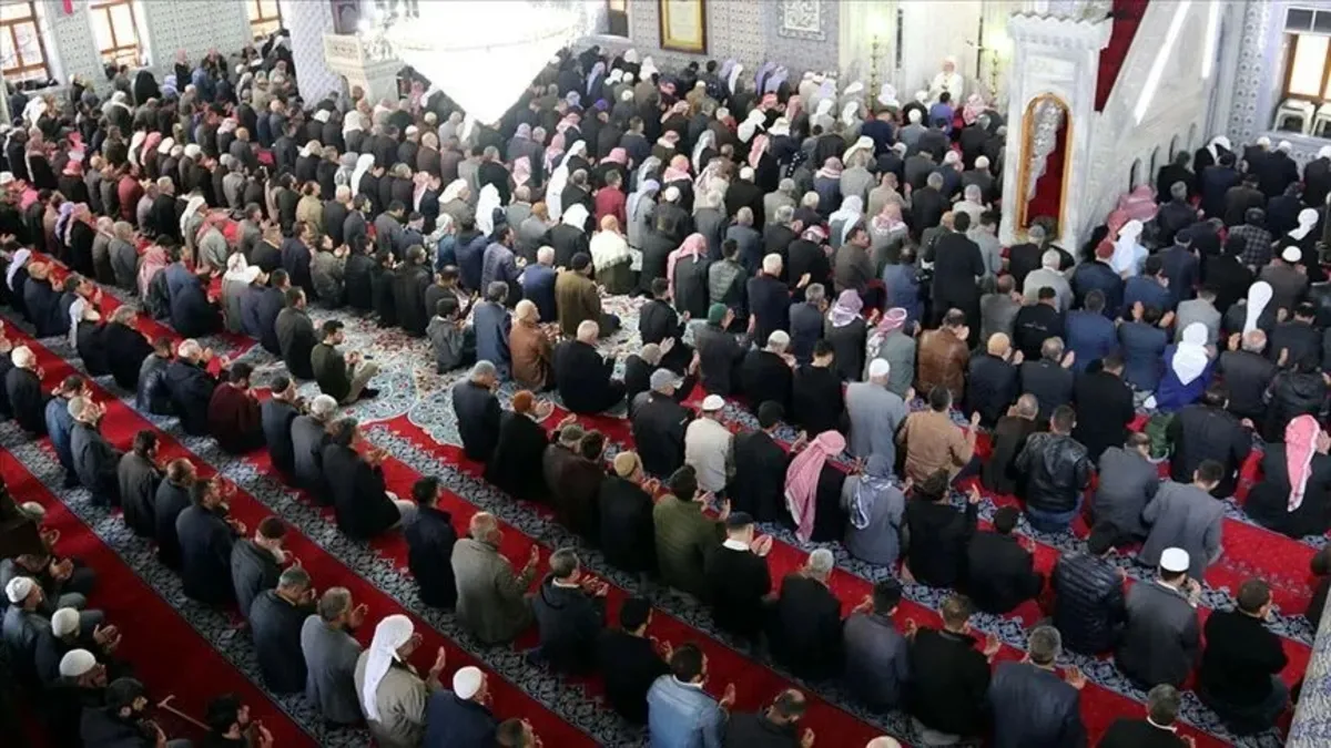 İzmir cuma namazı saati – Diyanet İzmir cuma ezan vakti 24 Temmuz