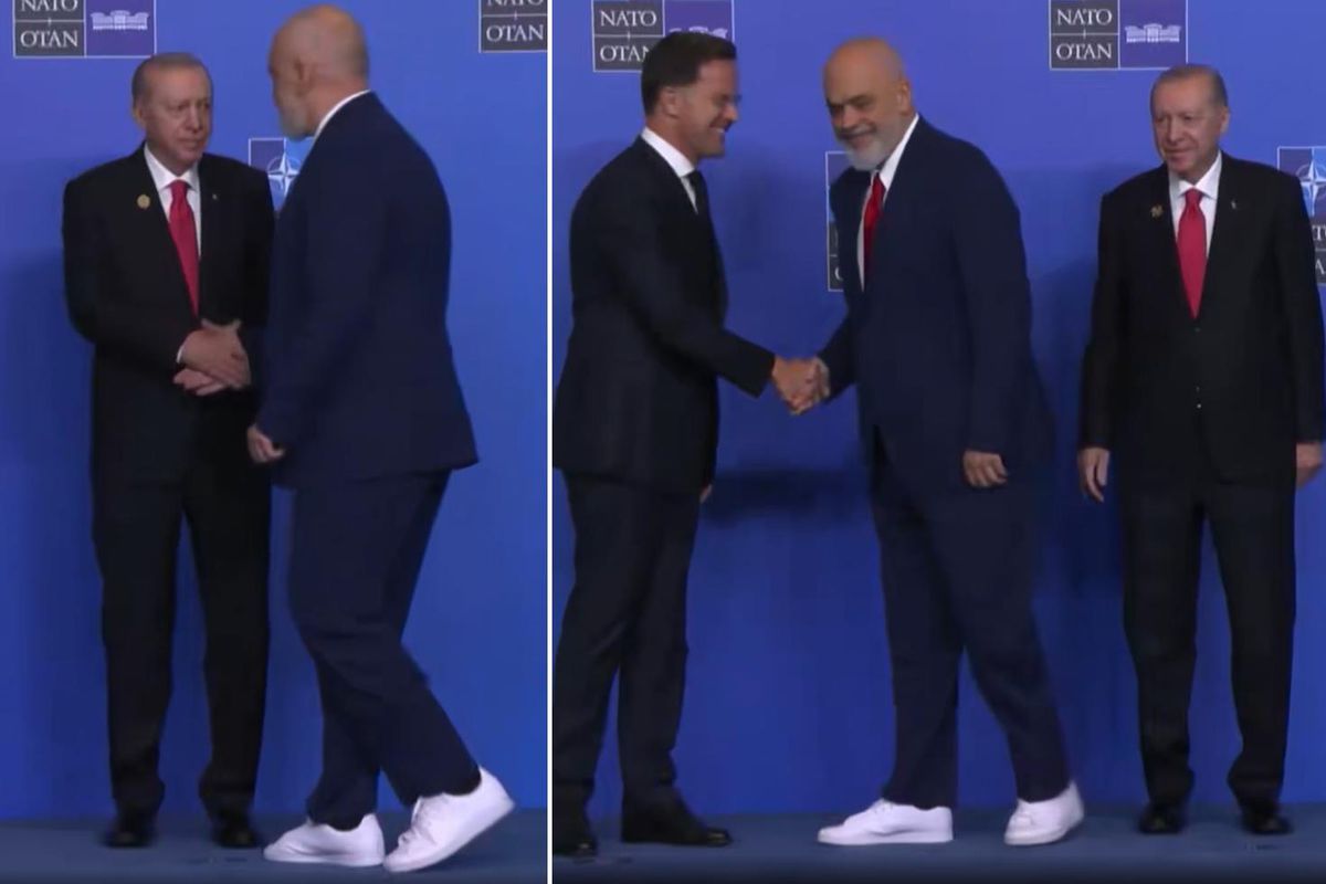 Rama fotoğraf çekimine spor ayakkabıyla katıldı, Erdoğan’ın bakışları dikkatlerden kaçmadı