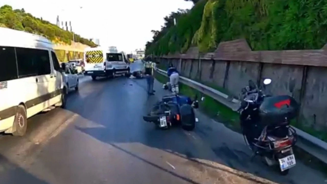 Maltepe’de 2 motosiklet çarpıştı: O anlar kamerada