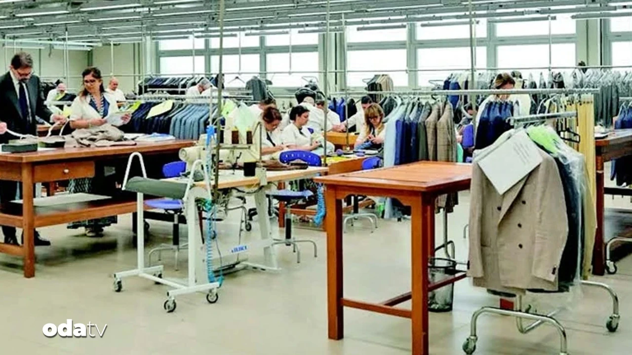 Bir takım elbise için 35 saat: Napoli’nin ruhunu giydiriyorlar