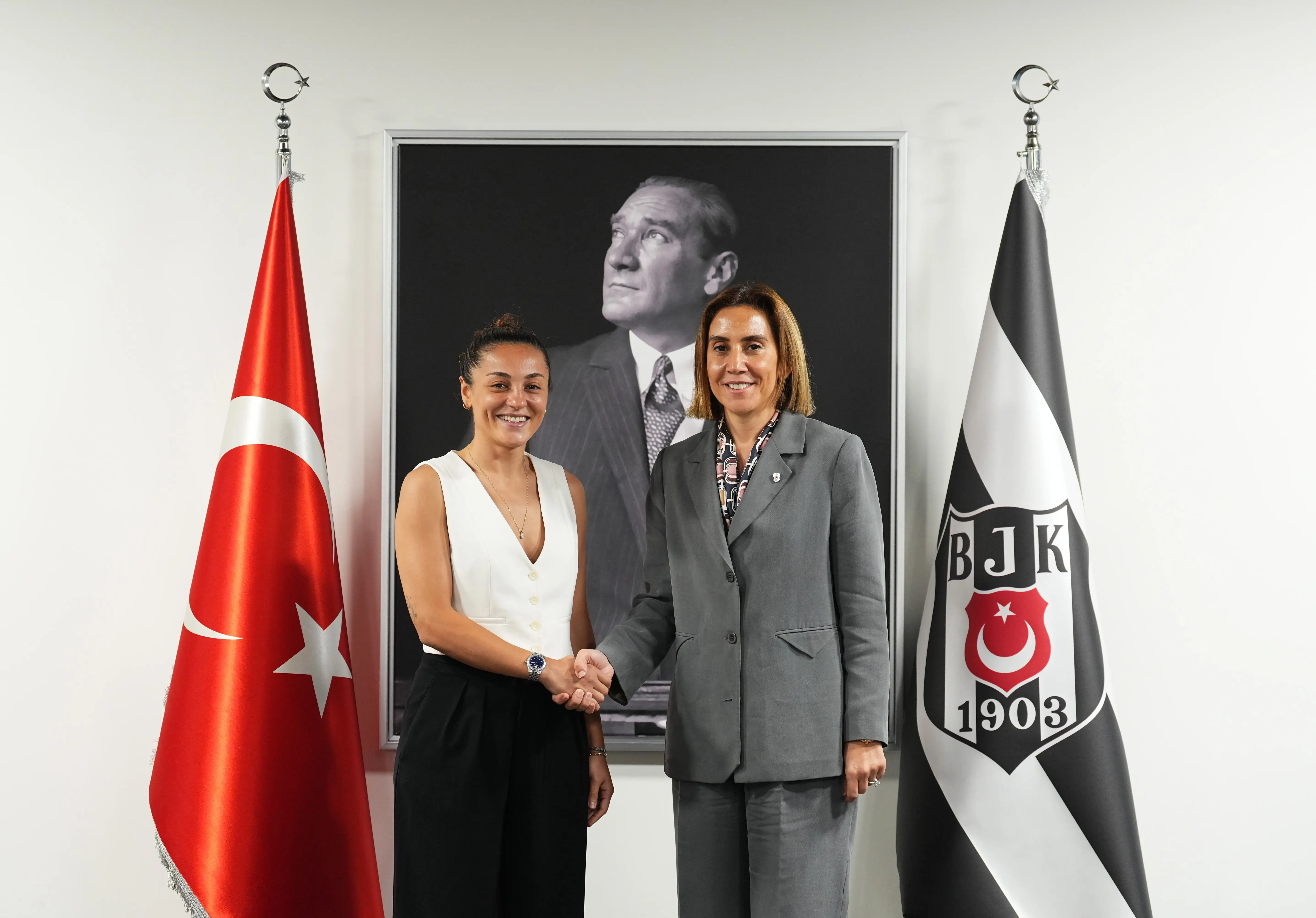 Beşiktaş Kadın Futbol Takımı, Didem Karagenç'e emanet