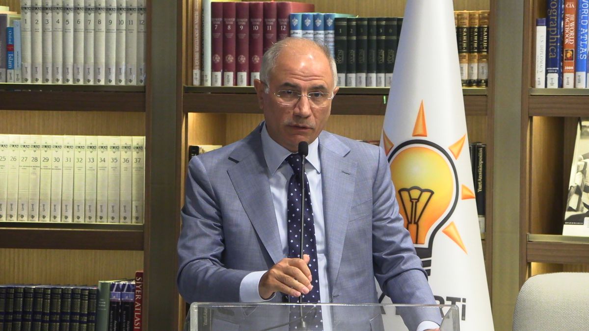 Ankara'da şair Erdem Bayazıt'ı anma programı