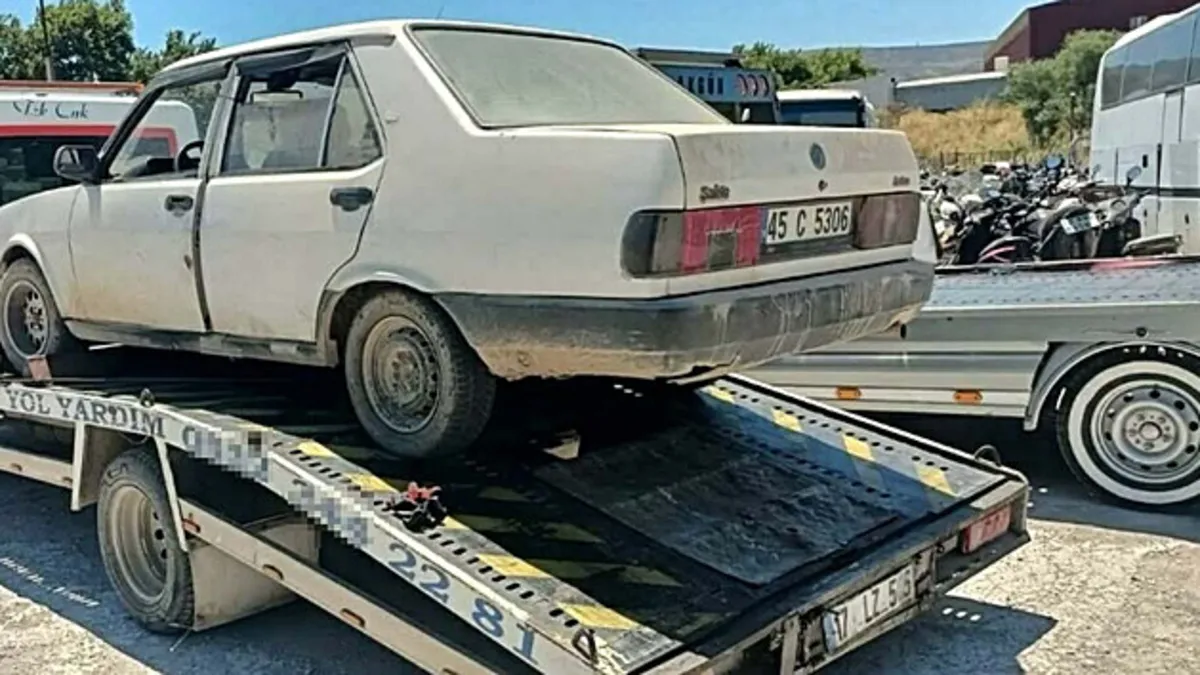 Çanakkale'de trafik güvenliğini tehlikeye sokan sürücü hakkında işlem yapıldı