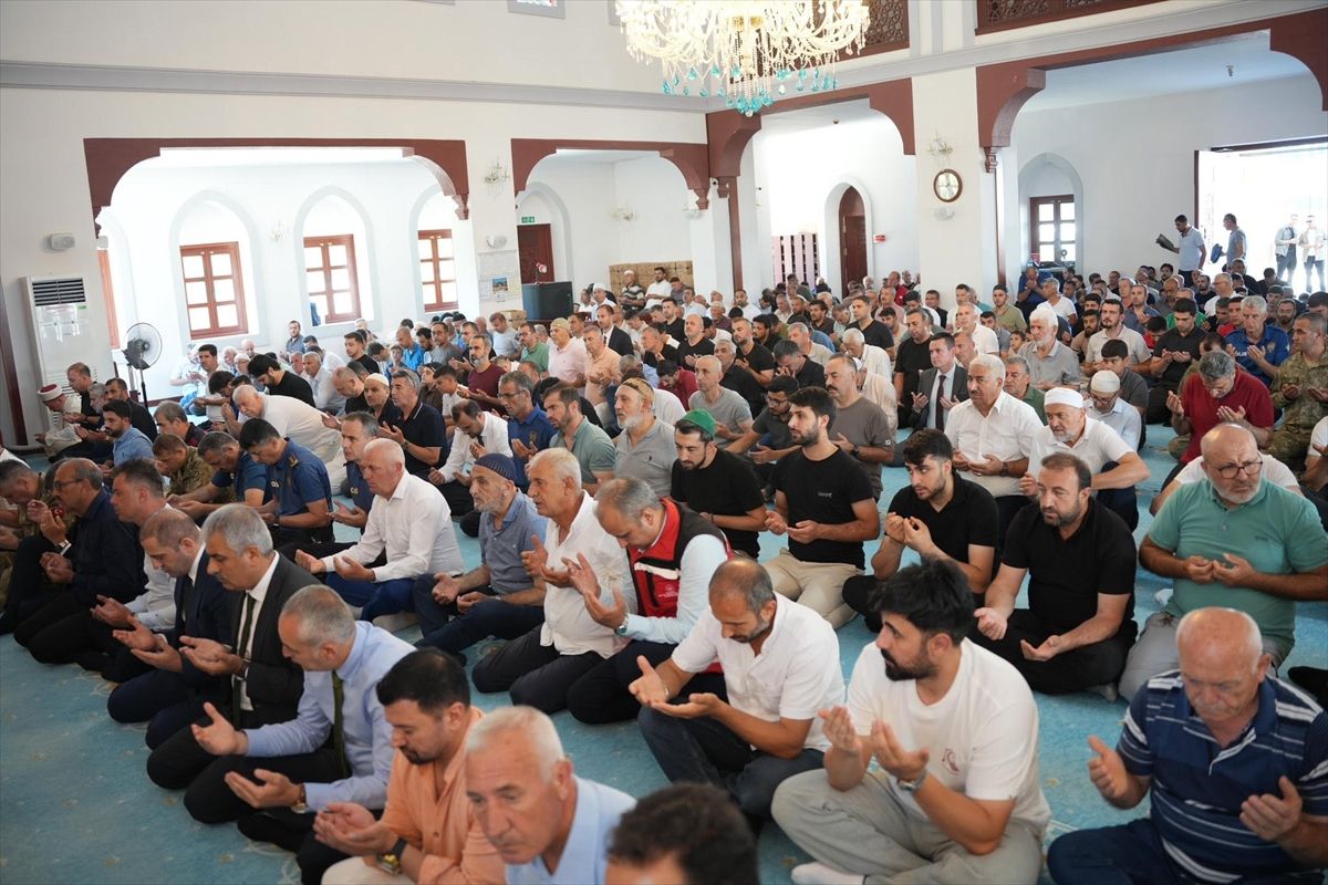 Çorlu'da şehit polisler için mevlit