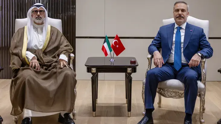 Dışişleri Bakanı Hakan Fidan, Kuveyt Dışişleri Bakanı Sabah ile görüştü