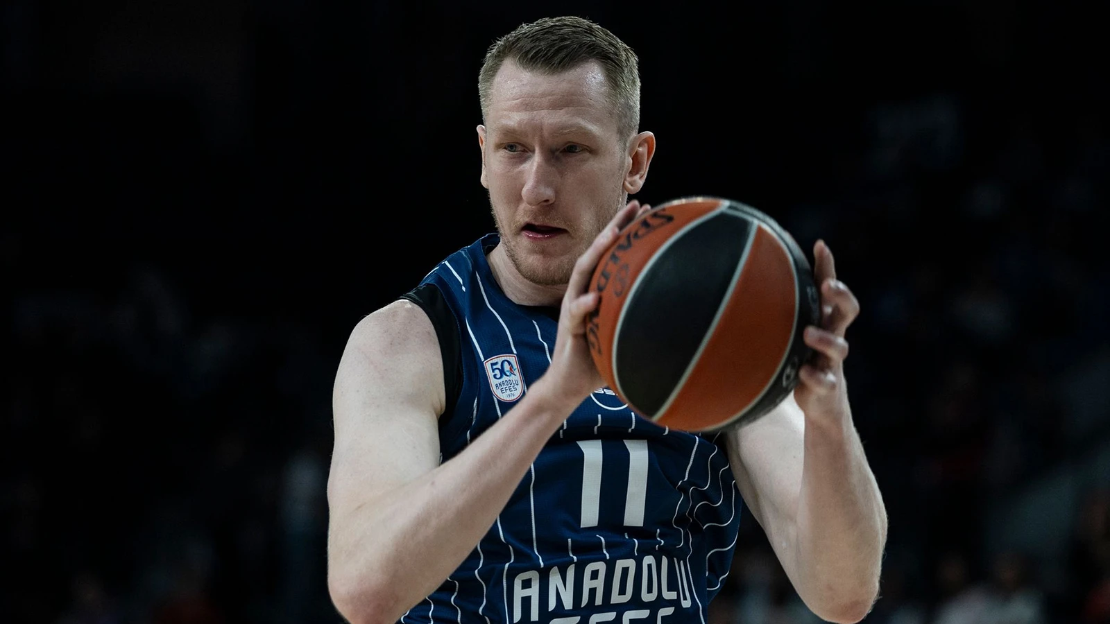 Anadolu Efes'te Rolands Smits ile yollar ayrıldı