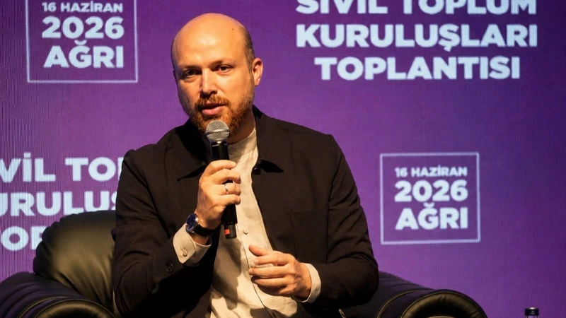 Bilal Erdoğan, Ağrı'da "Sivil Toplum Kuruluşları Toplantısı"nda konuştu: 'Eğitim alanında gerçekten şu anda çok güçlü bir altyapıya sahibiz'