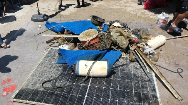 Bodrum’da denizin dibinden çıkanlar şaşkına çevirdi: 250 kilo atık toplandı