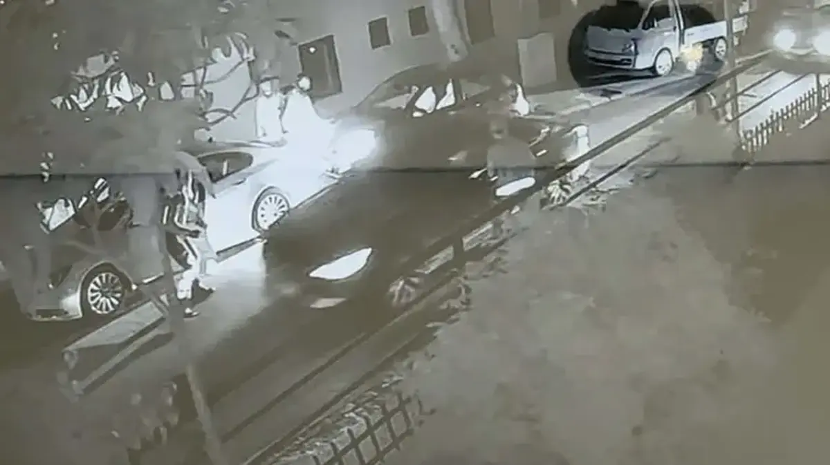 Muğla'da polisin 'dur' ihtarına uymadı, 3 kişiyi yaralayıp kaçtı