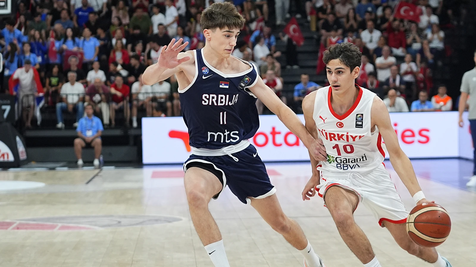 FIBA 17 Yaş Altı Dünya Kupası yarı finalinde Türkiye, Sırbistan'a mağlup oldu