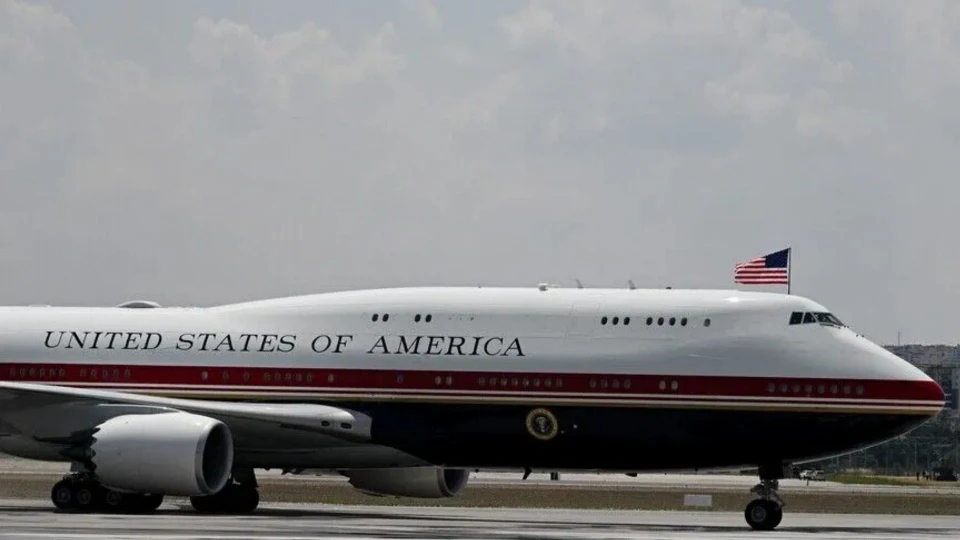 Trump: Yeni Air Force One en üst seviyeye çıkarılacak