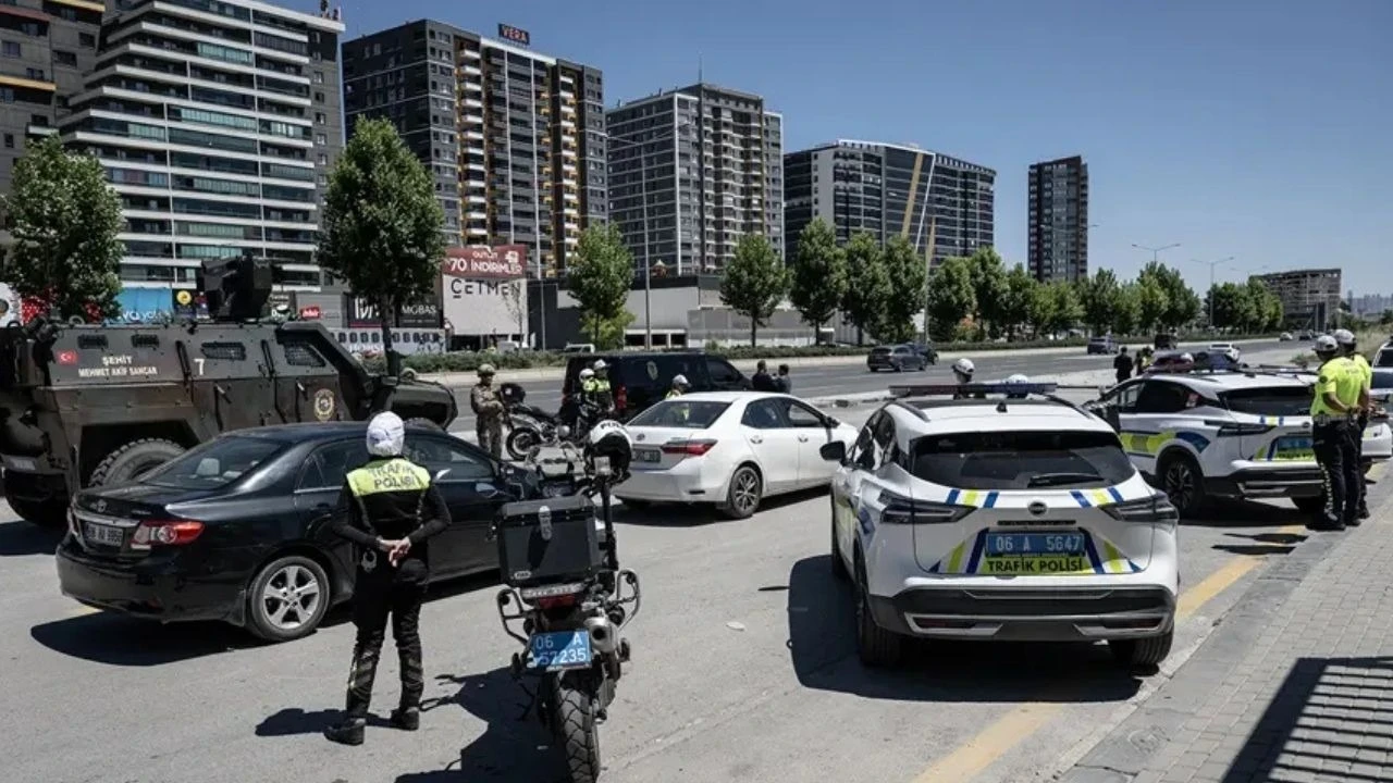 Ankaralılar dikkat! Bu yollarda bugün park yasağı var! NATO Zirvesi hazırlıklarında sona gelindi