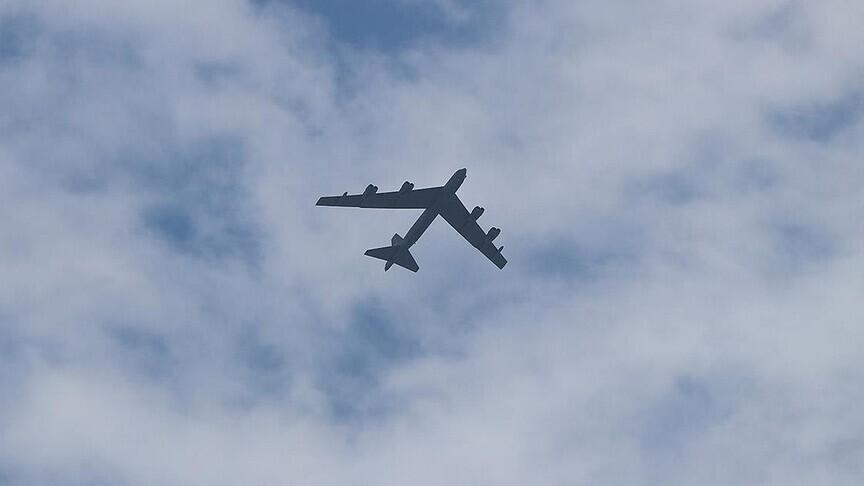 ABD'de düşen B-52 Stratofortress uçağındaki 8 kişinin tamamının ölmüş olabileceği belirtildi