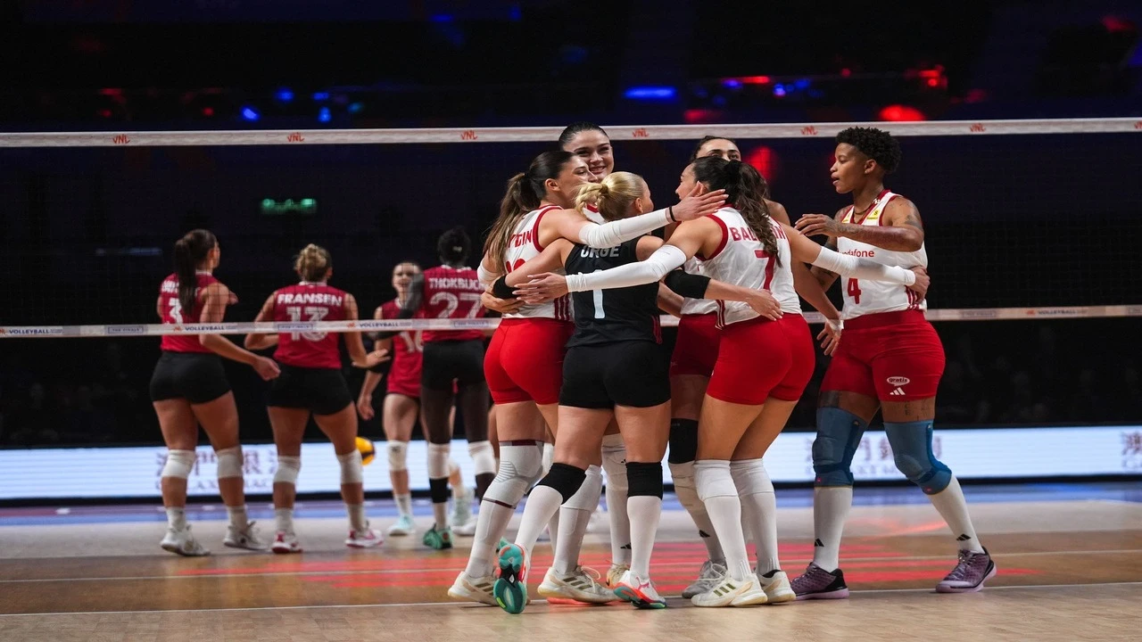 Filenin Sultanları Kanada'yı 3-1 devirdi! Milliler VNL'de yarı finalde