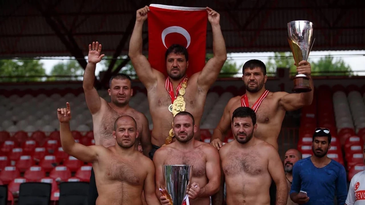 Başpehlivan Recep Kara'dan veda kararı: Kırkpınar'a son kez çıktı