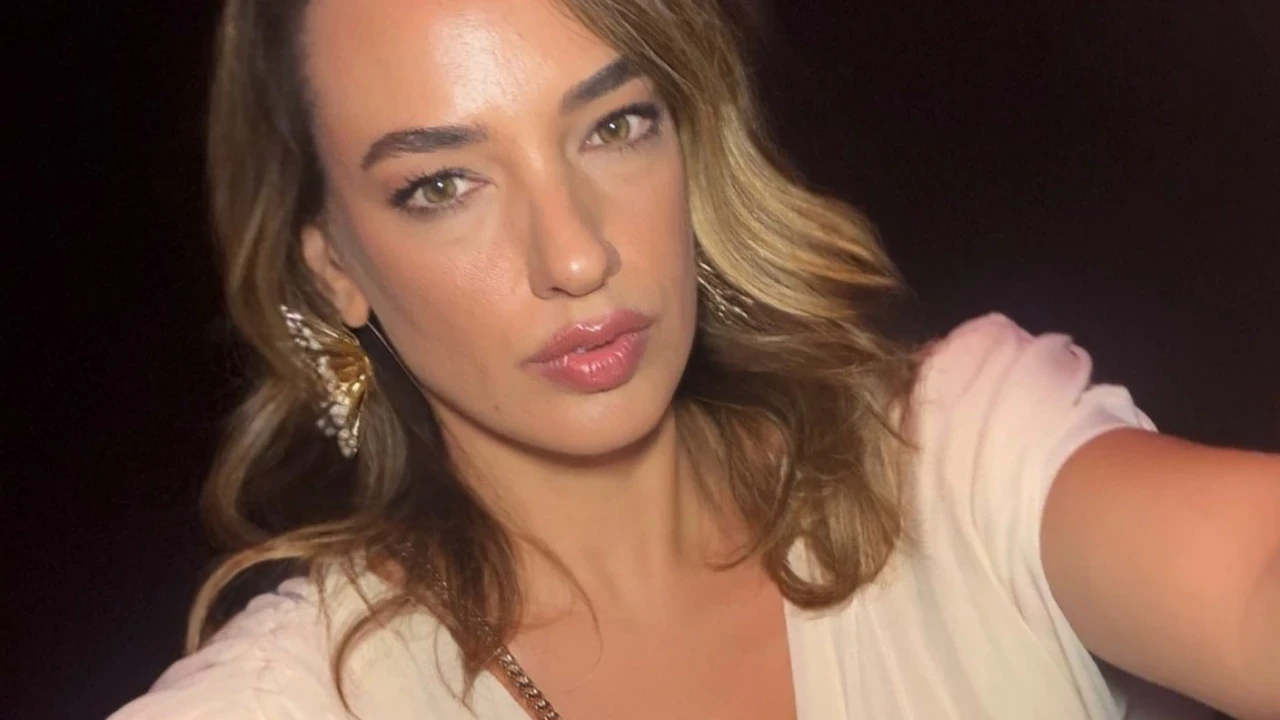Seda Bakan yıllar sonra itiraf etti! "Kıçım açık kalmış, Tarık abi lafı soktu"