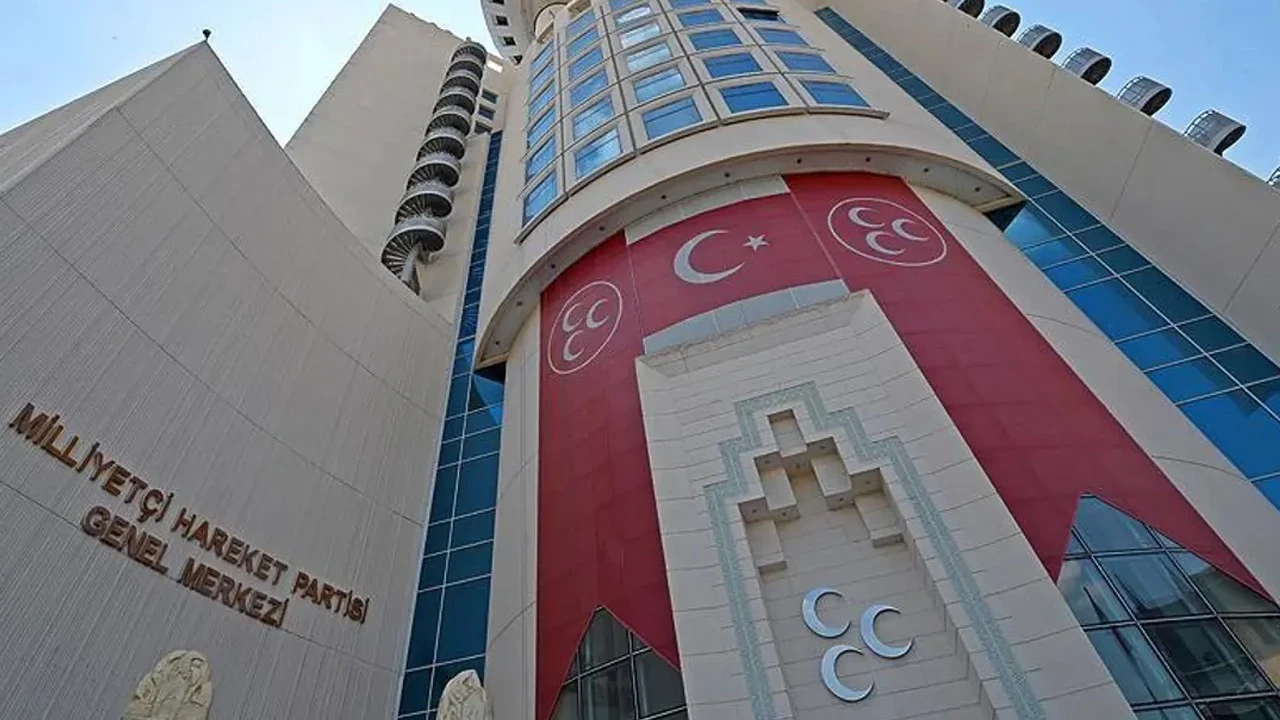 MHP Manisa İl Teşkilatı feshedildi