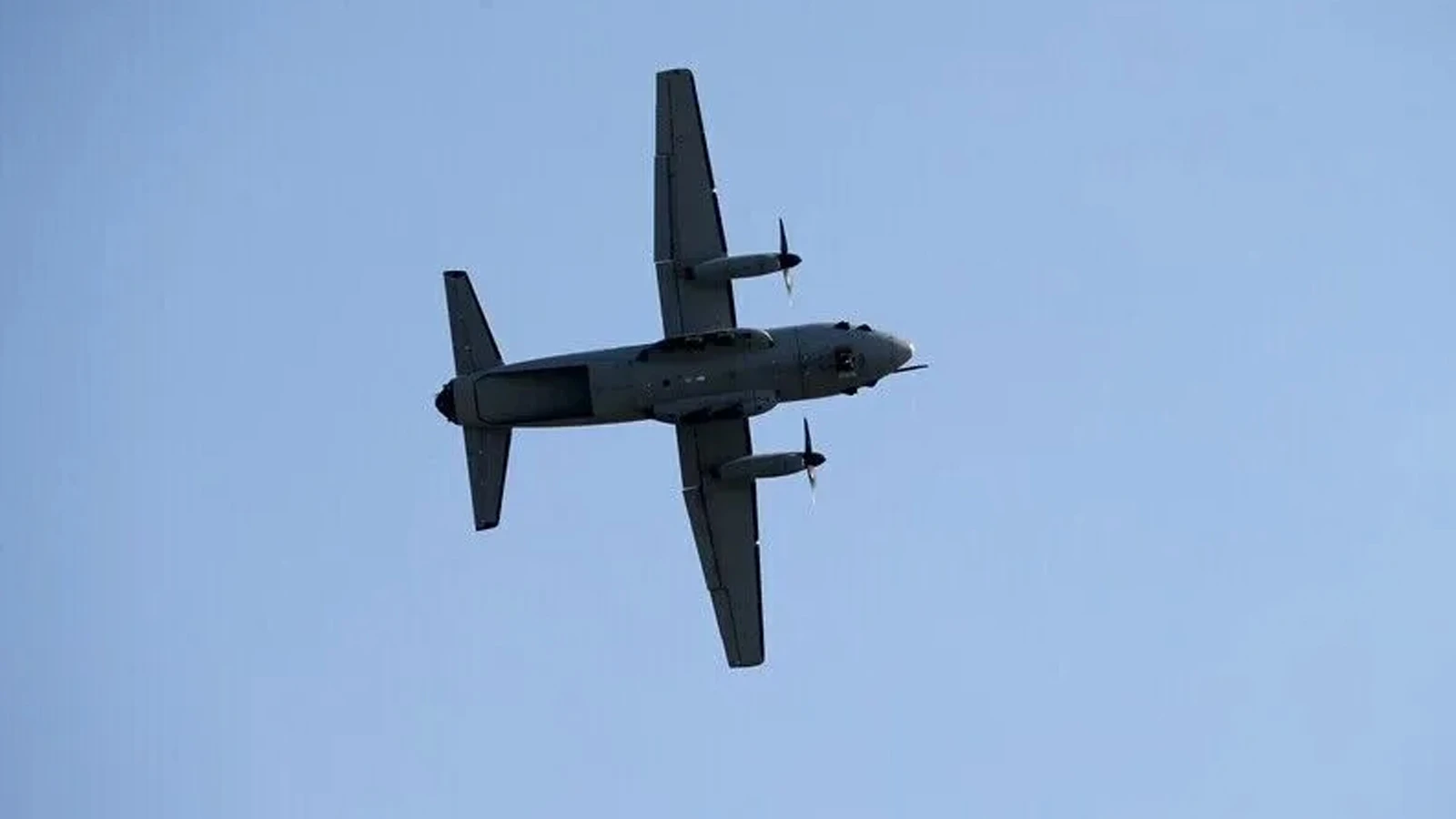 Pakistan’a ait kargo uçağı deniz üzerinde kayboldu: 5 kişi kayıp